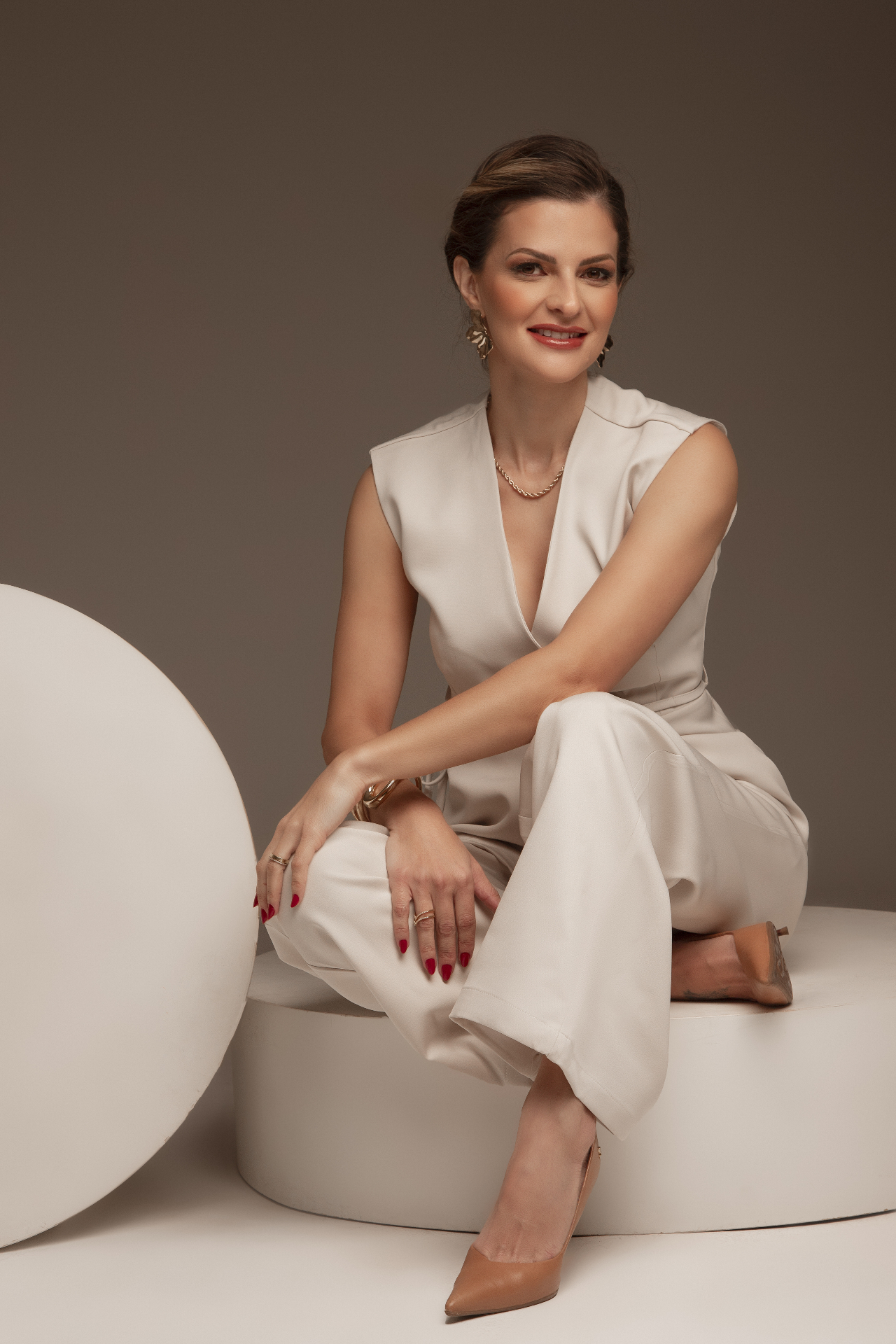 Dra. Ana Thum em sua clínica